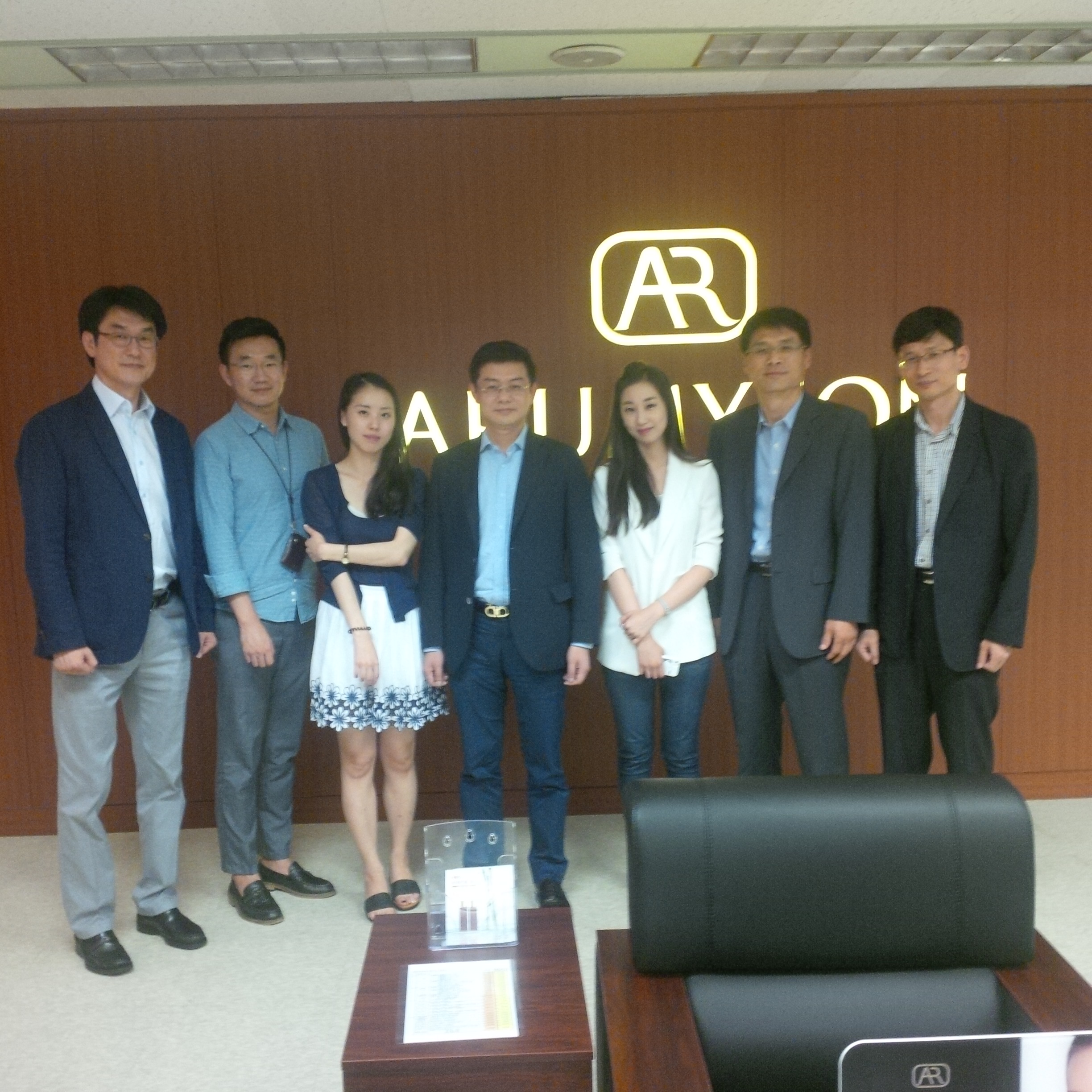 Dr Liu visited AR in korea 2015